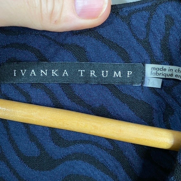 Ivanka Trump Sleeveless Women's Blue/Black‎ Cocktail Midi Dress Size 14 - Picture 2 of 12